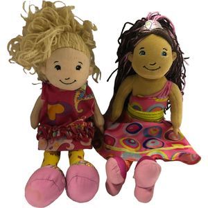 2 Groovy Girls Dolls- Gabrielle & Sesilia Blonde & Brown Plush Manhattan Toy